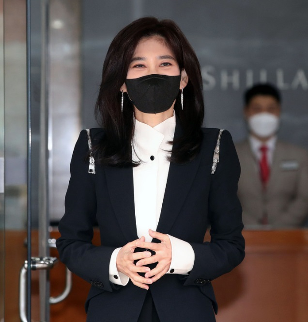 이부진 호텔신라 대표가 지난해 35억600만원의 보수를 받았다. 서울 중구 호텔신라 장충사옥에서 열리는 제49기 정기 주주총회에 참석하고 있다. /사진=뉴시스