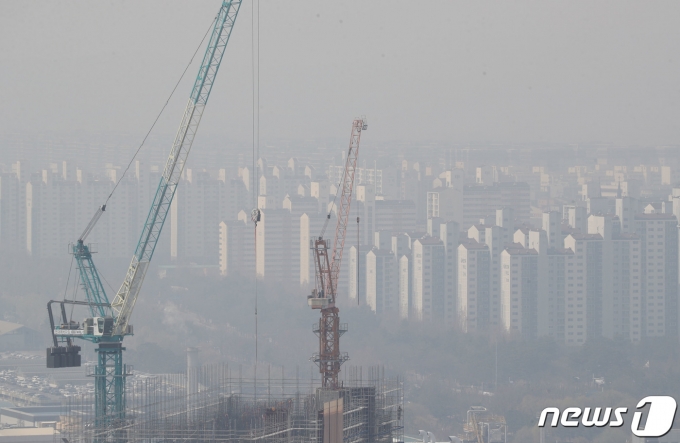 ǿ ̼ ġ ߷ɵ 20    뱸 ϴ밡 ̼  ѿ  ̰ ִ.  ö(3~5) ǿ ó ߷ɵ  ʹ̼(PM2.5) ġ  2021 3  2 ̴. 2023.3.20/1  News1 迵 