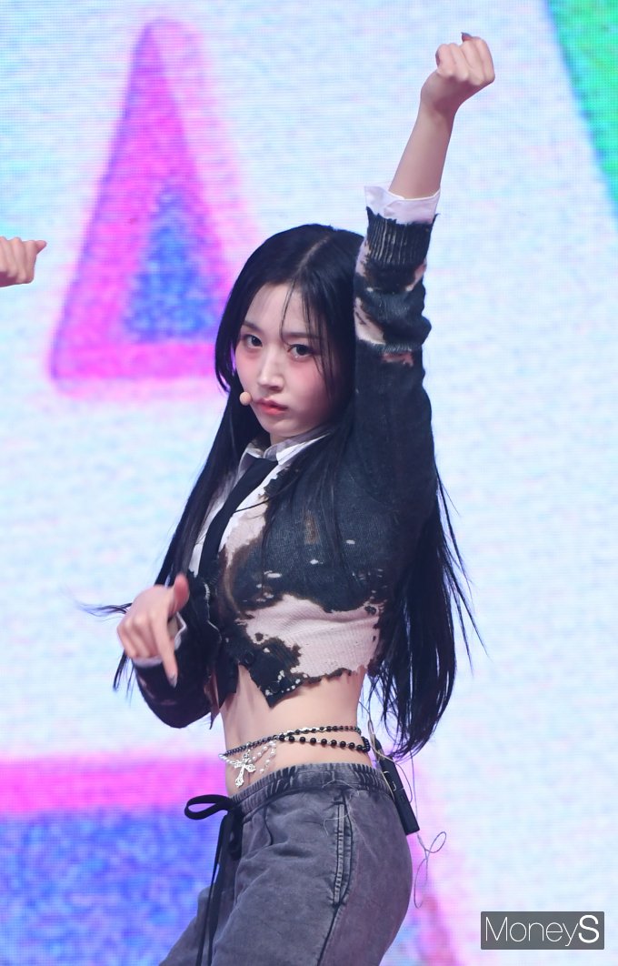 [머니S포토] 엔믹스 해원, 잘록한 개미허리