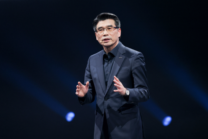 송호성 기아 사장이 지난 20일 중국 상하이 E-스포츠 문화센터에서 열린 '기아 EV 데이'에서 중국 전기차시장 진출을 선언했다. /사진=기아