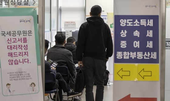 올해 공동주택 공시가격은 2005년 공동주택 공시가격 조사·산정 제도를 도입한 이후 갖아 큰 하락이다. /사진=뉴스1