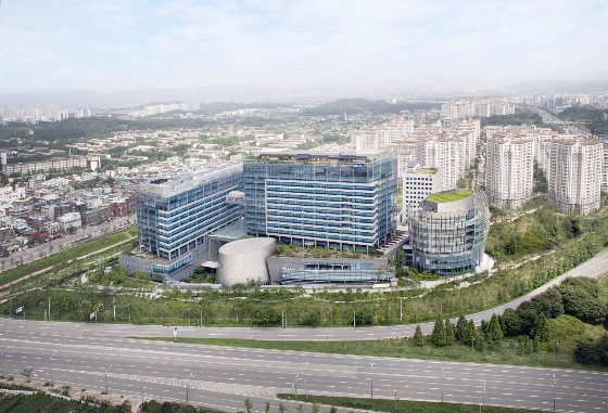 삼성물산 건설부문은 2023년 사업 목표가 글로벌 시장 대응이라고 밝혔다. 해외 태양광·그린수소·암모니아 등 친환경 에너지를 지원하는 사업을 확대하겠다는 계획이다. /사진제공=삼성물산