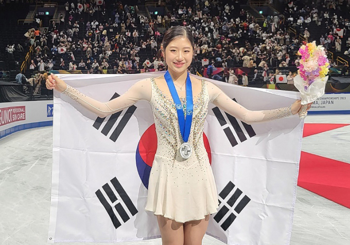 이해인이 피겨 세계선수권대회에서 은메달을 목에 걸었다. /사진=뉴스1