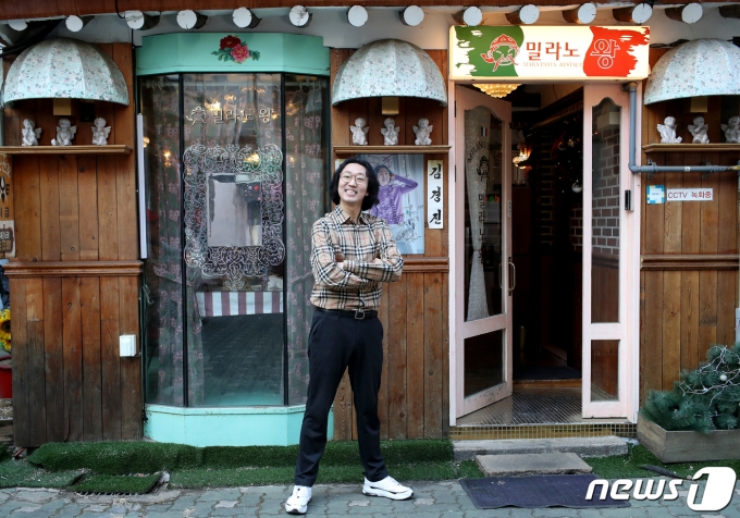 [사진] 김경진, 내가 바로 파스타집 사장님