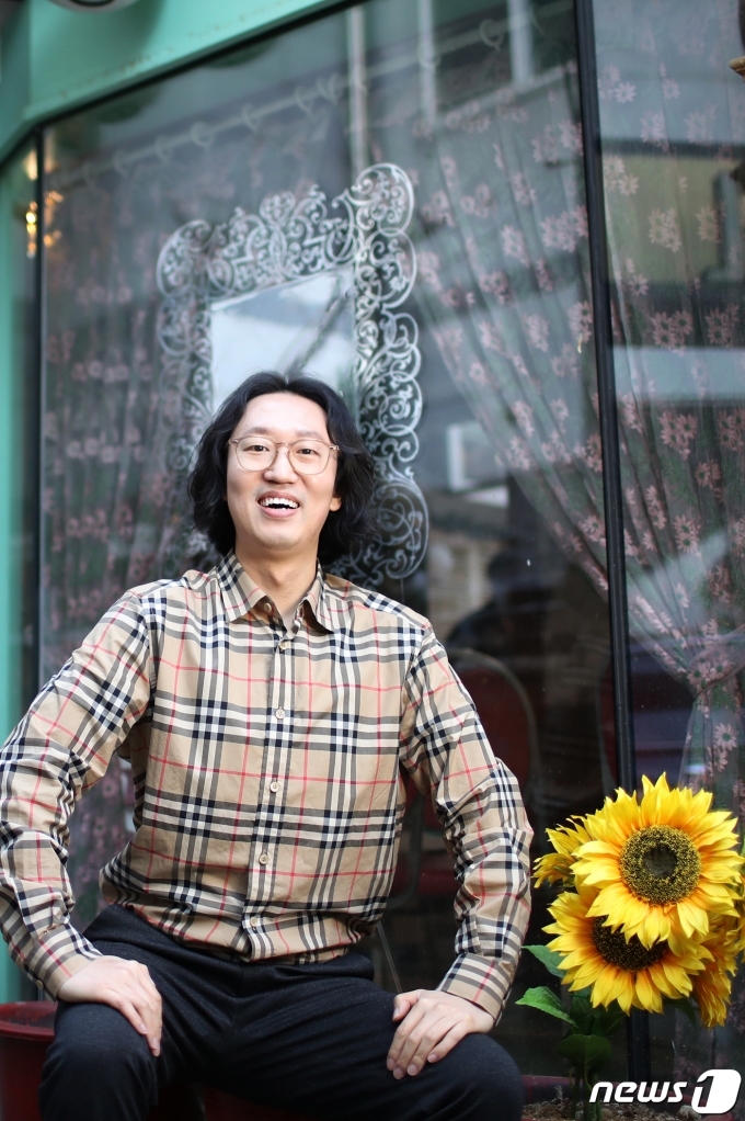 [사진] 김경진, 웃음 도둑