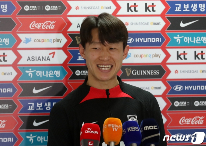 [사진] 이재성의 미소