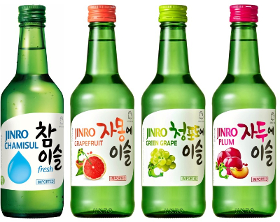 하이트진로가 지난해 소주 수출액 약 1억2000만달러를 기록했다. 참이슬 후레쉬(왼쪽부터), 자몽에이슬, 청포도에이슬, 자두에이슬 제품 이미지. /사진=하이트진로