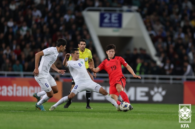 오는 31일 예정됐던 U-20 월드컵 본선 조 추첨이 취소됐다. 사진은 한국 U-20 축구팀 경기 모습. /사진= 대한축구협회