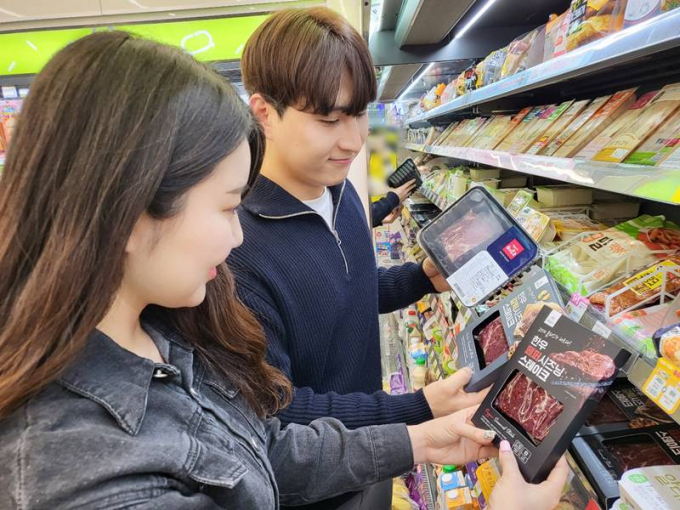 CU, 삼겹살에 이어 '한우 시즈닝 스테이크' 판매