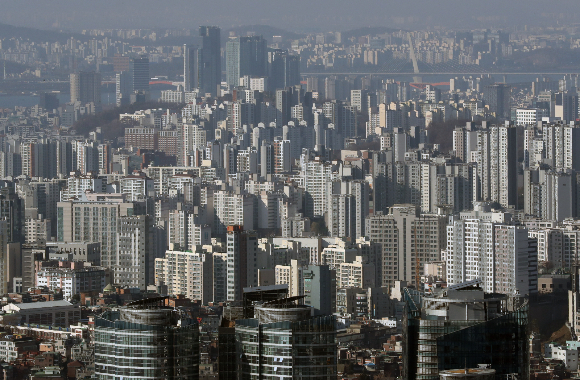 서울 남산에서 바라본 아파트 모습./사진=뉴스1