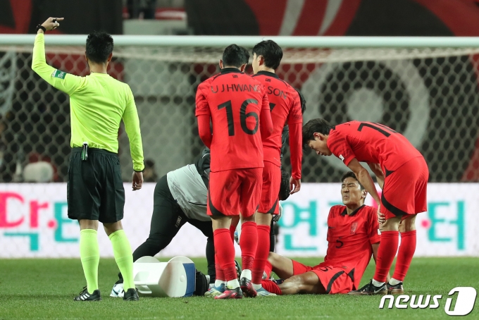 [사진] 부상 당한 정우영