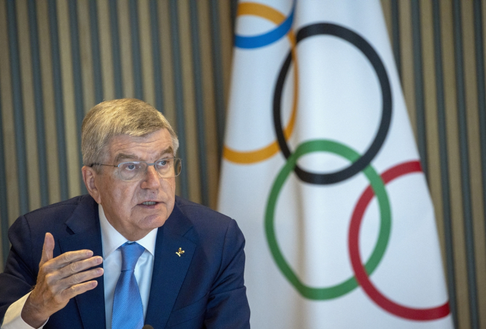 토마스 바흐 국제올림픽위원회(IOC) 위원장이 화상 기자회견을 통해 러시아와 벨라루스 선수의 파리올림픽 출전권 확보를 허용했다. 사진은 지난 28일(현지시각) 스위스 로잔의 올림픽 하우스에서 열린 집행위원회 개회식에 참석한 바흐 위원장. /사진=로이터