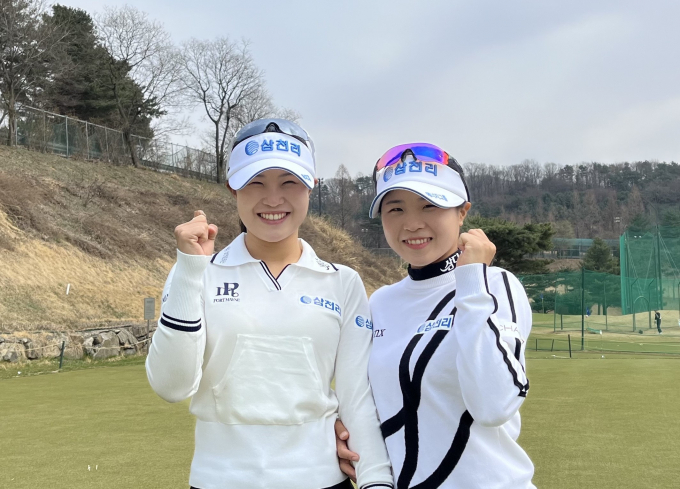 고지원·고지우 자매가 와우매니지먼트그룹과 매니지먼트 계약을 맺었다. /사진= 와우매니지먼트그룹