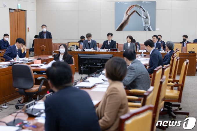 28   ǵ ȸ бȸ      ûȸ ǰ ִ. 2023.3.28/1  News1  