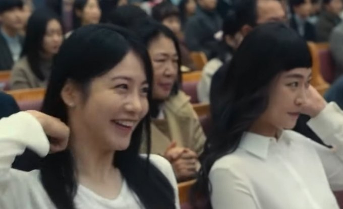 배우 송지우가 노브라씬과 관련한 비하인드를 공개했다./사진=유튜브 캡처