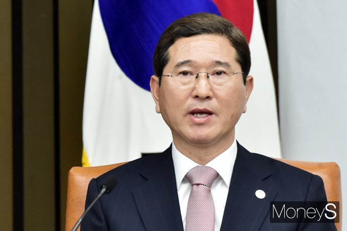[머니S포토] 與 원대 선출 의총, 정견발표하는 4선 김학용
