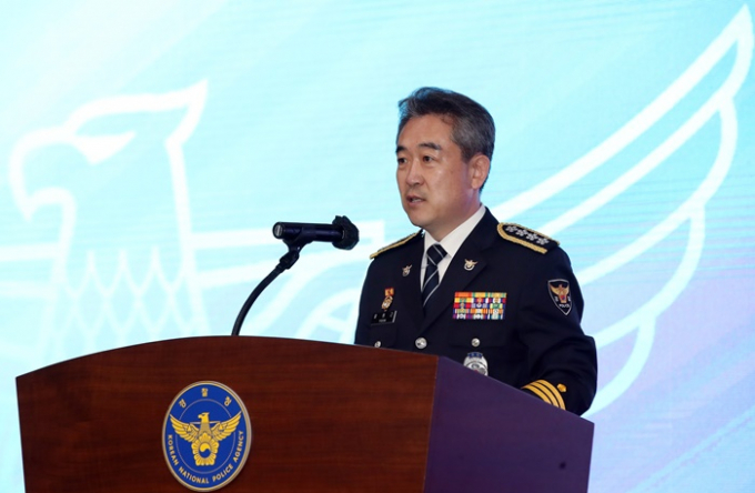 의무경찰 마지막 기수의 합동 전역식이 열렸다. 사진은 윤희근 경찰청장이 합동 전역식에서 축사하는 모습. /사진=뉴스1