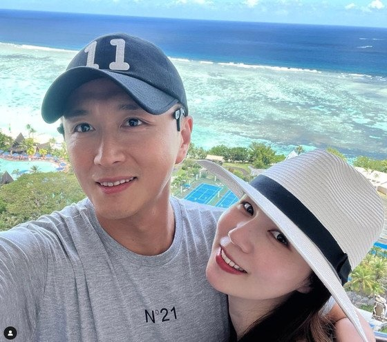 배우 진태현 박시은 부부가 신혼 부부 같은 알콩달콩한 모습을 자랑했다./사진=진태현 인스타그램