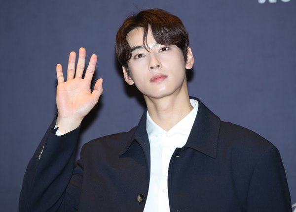 차은우가 예정대로 태국 행사에 참여한다. 사진은 지난 7일 배우 이승기와 이다인의 결혼식에 참석한 차은우. /사진=뉴스1