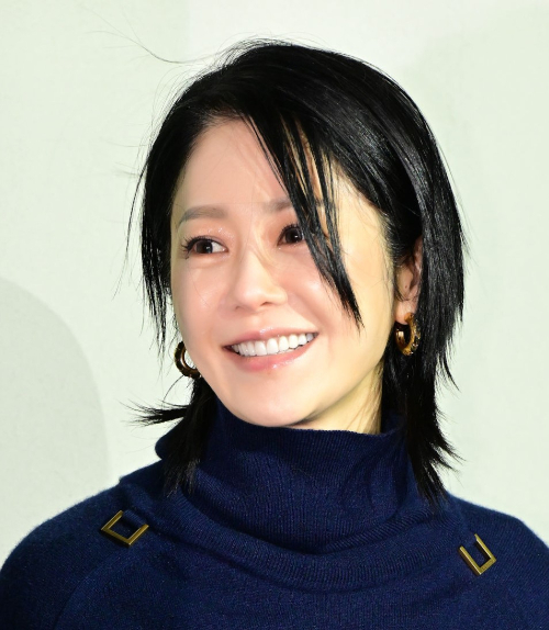  배우 고현정이 29일 오후 서울 서초구 반포동 잠수교에서 루이비통 2023 프리폴 컬렉션 행사에 참석해 포즈를 취하고 있다. /사진=OSEN
