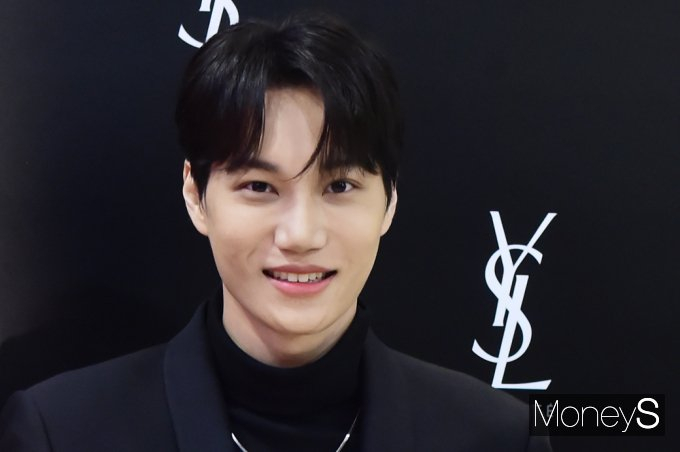 엑소 카이가 눈물의 입대 소감을 전했다. 사진은 지난 1월 서울 중구 을지로 롯데백화점 본점에서 열린 입생로랑 뷰티 따뚜아쥬 꾸뛰르 벨벳 틴트 컬러 론칭 기념 행사에 참석한 그룹 엑소 멤버 카이. /사진=임한별 기자