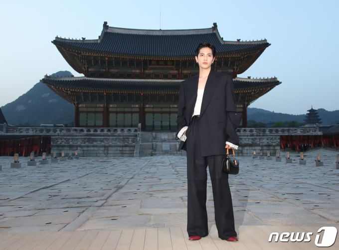 [사진] 시손 쥰, 비현실적인 비주얼