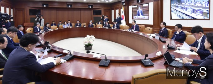 [머니S포토] 한덕수 총리 주재 '국정현안관계장관'회의
