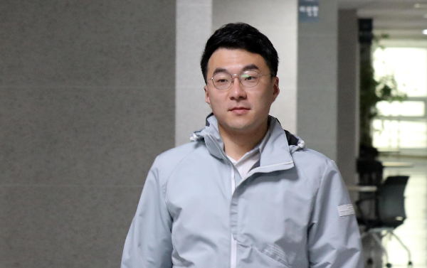 김남국 의원은 지난 14일 더불어민주당을 탈당했다. 사진은 지난 14일 서울 여의도 국회의원회관 사무실로 들어서는 김남국 의원. /사진=뉴시스