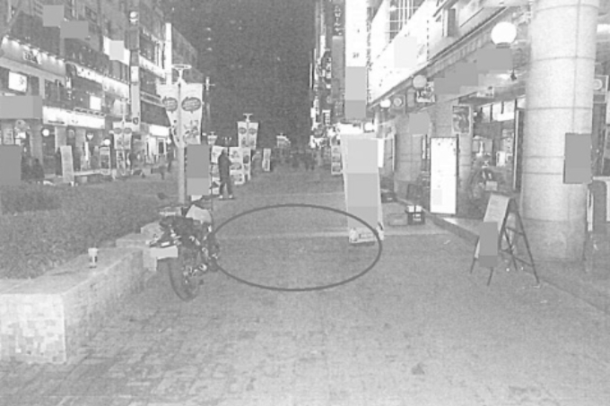 경기 안양시에서 남중생이 건물 옥상에서 추락해 숨진 가운데 유족이 경찰의 적극적인 수사를 요구하고 있다. 사진은 당시 사고 현장. /사진=머니투데이