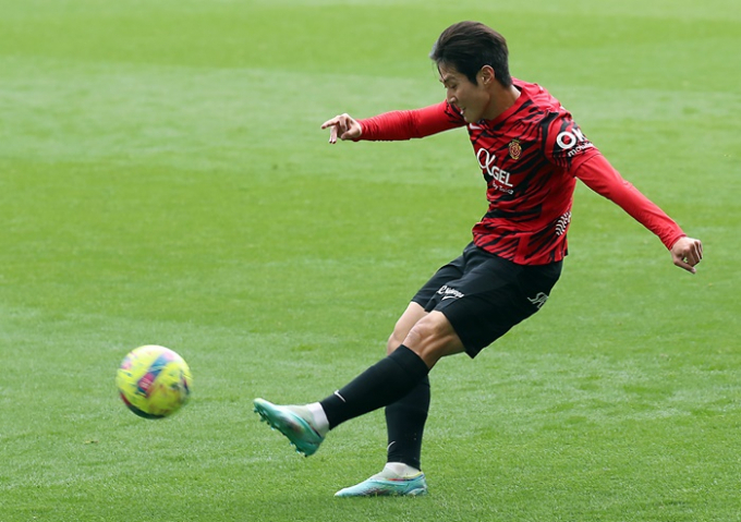 스페인 프로축구 마요르카 소속의 이강인이 이탈리아 AC밀란의 관심을 받는다는 보도가 나왔다. 사진은 이강인의 경기 모습. /사진= 로이터