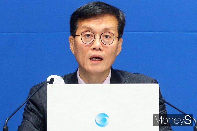 [머니S포토] 한은 이창용 
