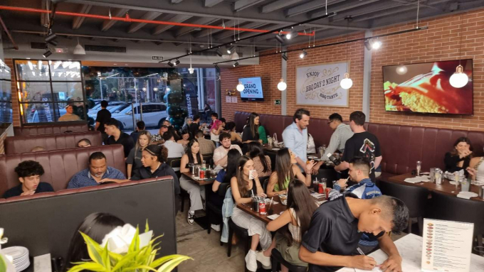  BBQ는 지난 25일(현지시각) 파나마의 수도 파나마시티 샌프란시스코 지역에 1호점 샌프란시스코점을 오픈했다. /사진=제너시스BBQ