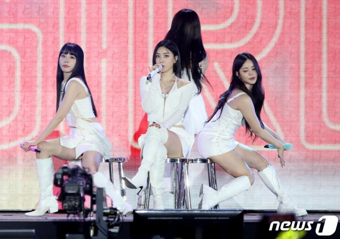 [사진] '브브걸'로 새로운 시작