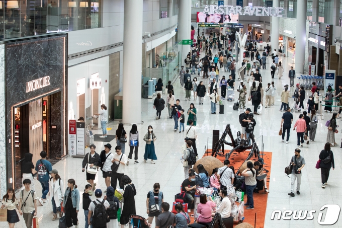 인천국제공항 제1여객터미(사진은 기사 내용과 무관함) / 뉴스1 ⓒ News1
