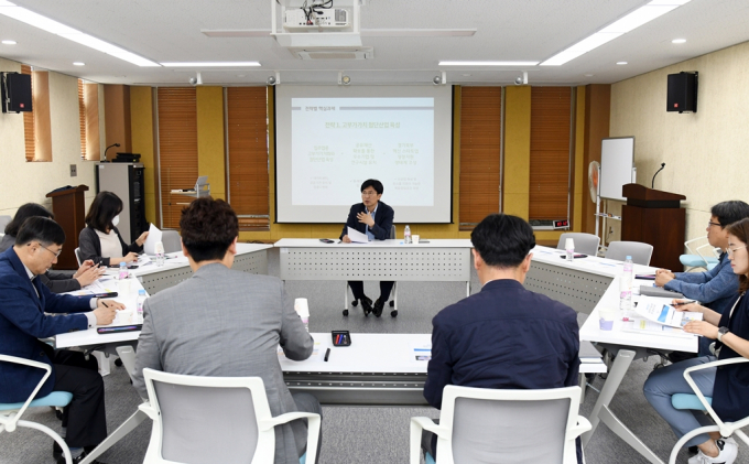 의정부시(시장 김동근)가 지역 내 유일한 산업단지이자 공업지역인 '용현산업단지'의 대변혁을 위해 워킹그룹을 구성하고 본격 운영에 나섰다. / 사진제공=의정부시