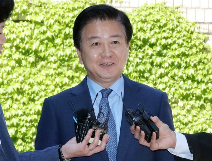 '노웅래·이정근에 뇌물공여 혐의' 사업가 "李 1000만원만 인정"