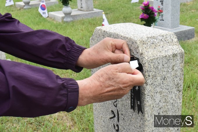 [포토스토리] '호국보훈의 달' 6월, 나라 위한 고귀한 희생을 추모하며…