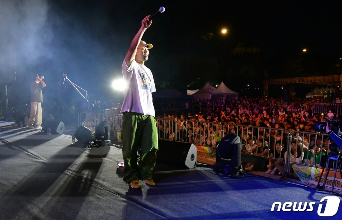 [사진] 노원수제맥주축제 온 다이나믹듀오