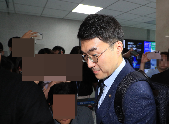 더불어민주당을 탈당한 김남국 무소속 의원이 최근 국회 법제사법위원회에서 교육위원회로 소속 상임위원회를 옮겼다. /사진=뉴스1