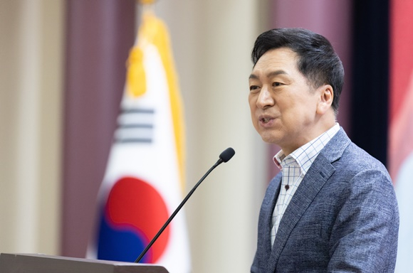 국민의힘이 4일 오전 10시 국회에서 긴급최고위원회의를 개최한다. 사진은 김기현 국민의힘 대표. /사진=뉴스1