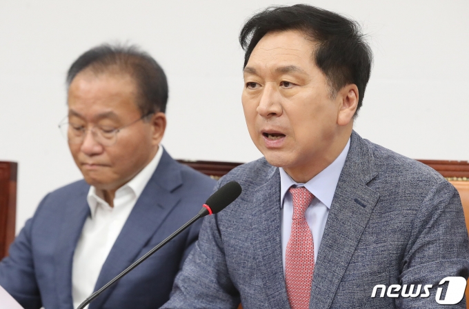 김기현 국민의힘 대표가 4일 오전 서울 여의도 국회에서 열린 긴급 최고위원회의에서 모두발언을 하고 있다. 2023.6.4/뉴스1 ⓒ News1 임세영 기자