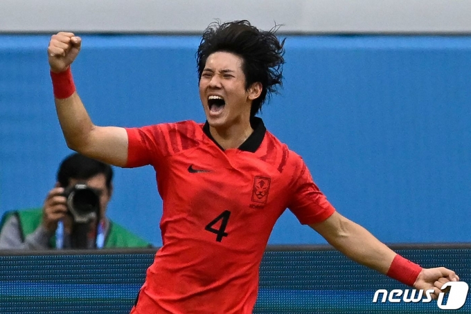 [사진] 최석현 '환호'