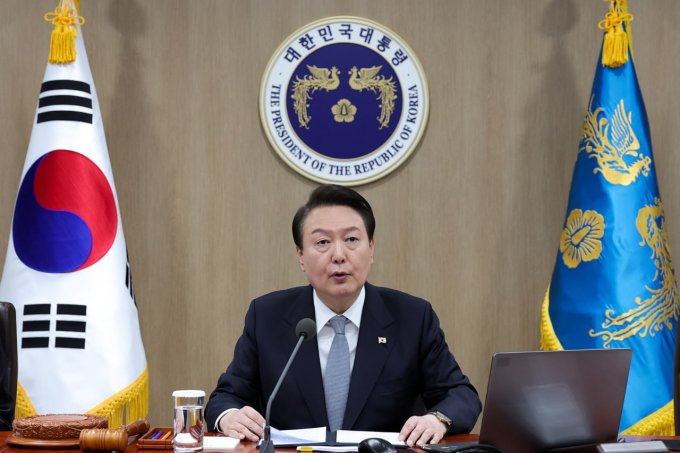 尹, 민간단체 보조금 비리 관련… "단죄·환수 철저히 할 것"