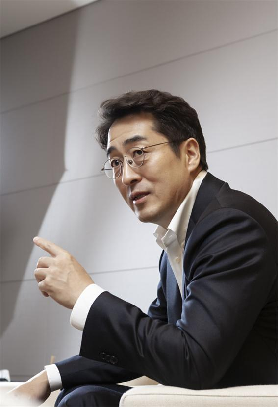 김용범 부회장이 메리츠화재 성과주의를 강화하기 위해 성과급 지급체계 등을 개편한다./사진=메리츠화재