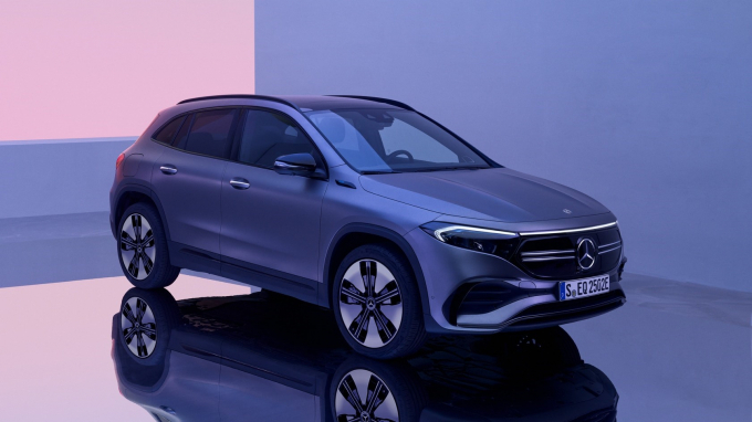 금융감독원이 자동차보험료 할증체계를 대대적으로 개편했다.  사진은 기사 내용과 직접적인 관련이 없음./사진=벤츠코리아 