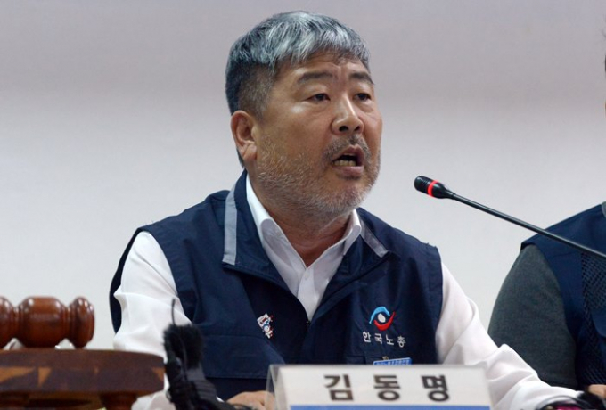 김동명 한국노동조합총연맹 위원장이 오는 8일 한국노총의 경사노위 탈퇴 여부를 발표한다. 사진은 7일 오후 전남 광양시 중동 한국노총 광양지역지부 2층 회의실에서 열린 제100차 긴급 중앙집행위원회에서 발언하는 김 위원장. /사진=뉴스1