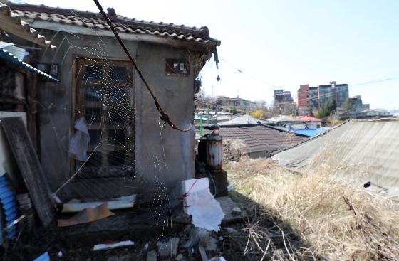 국토교통부가 전국 빈집모니터링체계를 구축한다. 빈집의 체계적인 정비를 위한 토대를 마련한다는 설명이다. /사진=뉴스1