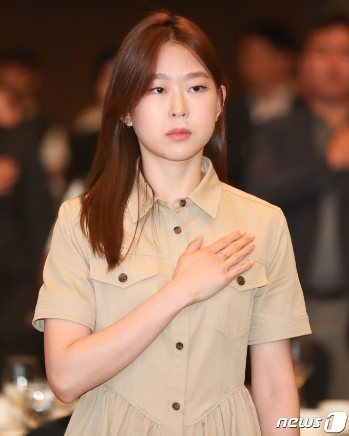 [사진] '신빙속여제' 김민선, 국민의례