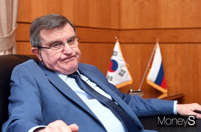 머니S는 한반도 평화 셈법을 알아보기 위해 안드레이 쿨릭 주한 러시아 대사와 지난 7일 단독 인터뷰를 진행했다. 사진은 쿨릭 대사. /사진=장동규 기자
