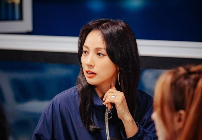  영화평론가 김도훈이 가수 이효리에 대한 글을 삭제했다. /사진='댄스가수유랑단' 인스타그램